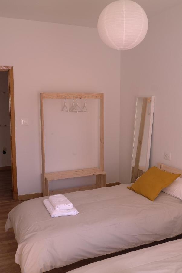 A Casa Da Pena Vixia Apartment Ourense Bagian luar foto